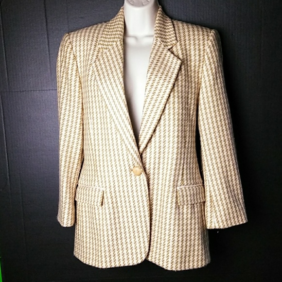 Ellen Tracy Jackets & Blazers - Cashmere & wool herringbone blazer by Ellen Tracy